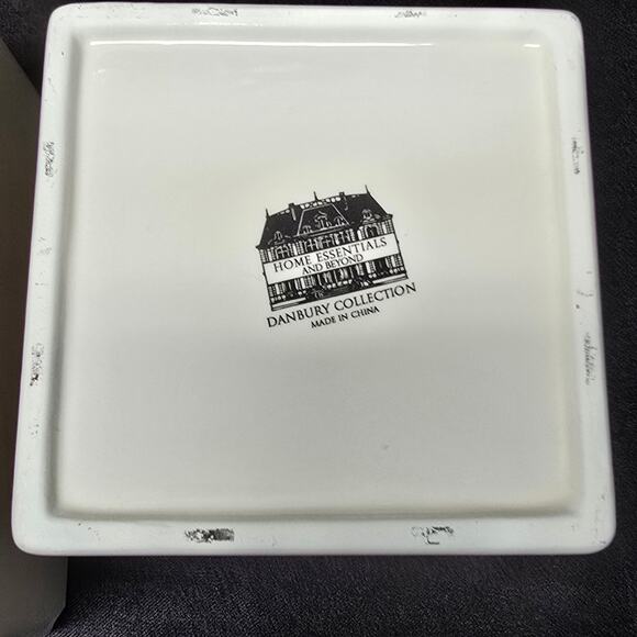 Home Essentials Danbury Collection White Ceramic Square Canister Set - Picture 13 of 16